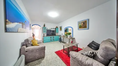 House on Calle Real photo 2
