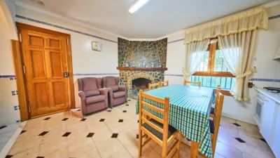 Chalet on Calle Hornillo photo 3