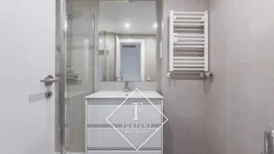 Piso en alquiler en Jerónimos - Imagen 22