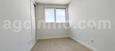 Piso en venta en Calle Calle Aguacate, Las Villas-Covaresa-Parque Alameda-La Rubia (Valladolid Capital) de 450.000 €