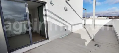 Piso en venta en Calle Calle Aguacate, Las Villas-Covaresa-Parque Alameda-La Rubia (Valladolid Capital) de 450.000 €