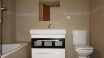 Apartment on Avenida de Luis Alberto de Cuenca, 70 photo 24