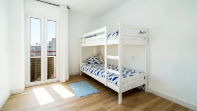 Apartment on Carrer de Saridakis photo 12