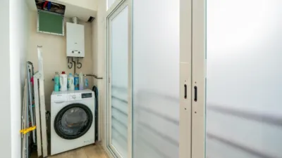 Apartment on Carrer de Saridakis photo 20