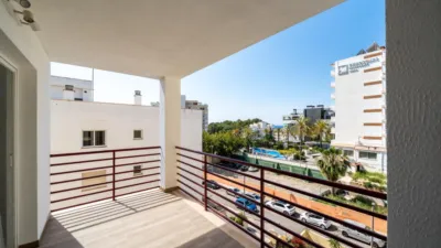 Apartment on Carrer de Saridakis photo 2
