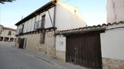 Terraced house on Calle de Santa Ana photo 2