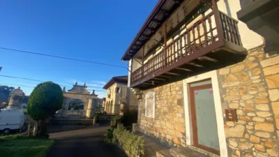 Casa adosada en venta en Beranga - Más