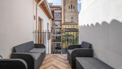 Apartamento en venta en Calle de San Jerónimo, Centro-Catedral (Granada Capital) de 295.000 €