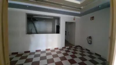 Local comercial en venta en Calle Paloteado, 2, Lourdes (Tudela) de 80.000 €