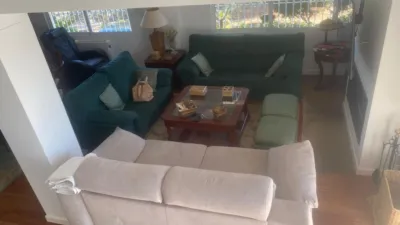 Chalet en alquiler en Urbanització los Lagos, cerca de Calle de los Girasoles, Alginet de 3.500 €<span>/mes</span>