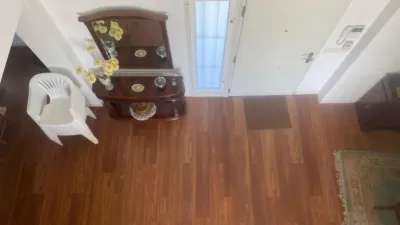 Chalet en alquiler en Urbanització los Lagos, cerca de Calle de los Girasoles, Alginet de 3.500 €<span>/mes</span>