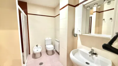 Apartment for sale in Rúa de Naval photo 18