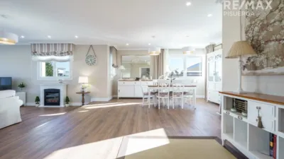 Chalet en venta en Calle Alemania, 9, Laguna de Duero de 1.250.000 €