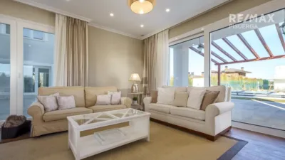Chalet en venta en Calle Alemania, 9, Laguna de Duero de 1.250.000 €