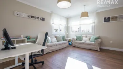 Chalet en venta en Calle Alemania, 9, Laguna de Duero de 1.250.000 €