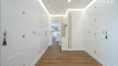 Chalet en venta en Calle Alemania, 9, Laguna de Duero de 1.250.000 €