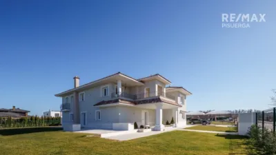 Chalet en venta en Calle Alemania, 9, Laguna de Duero de 1.250.000 €