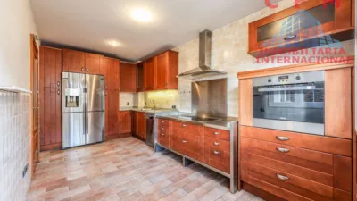 Casa adosada en alquiler en Salvador - Imagen 10