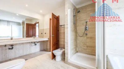 Casa adosada en alquiler en Salvador - Imagen 24