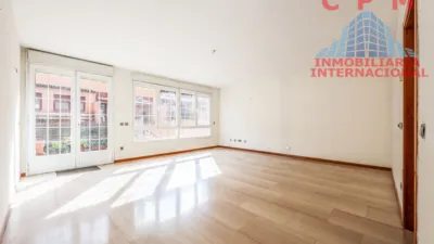 Casa adosada en alquiler en Salvador - Imagen 3