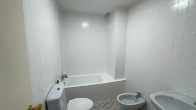Piso en alquiler en Calle de Urrea, 24, Centro (Zaragoza Capital) de 670 €<span>/mes</span>