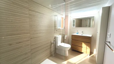 Estudio en alquiler en Plaza de Vicent Añón Marco, Benicalap (Distrito Benicalap. València Capital) de 1.200 €<span>/mes</span>