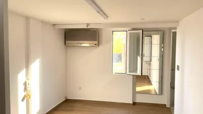 Estudio en alquiler en Plaza de Vicent Añón Marco, Benicalap (Distrito Benicalap. València Capital) de 1.200 €<span>/mes</span>