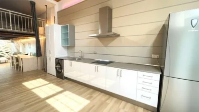 Estudio en alquiler en Plaza de Vicent Añón Marco, Benicalap (Distrito Benicalap. València Capital) de 1.200 €<span>/mes</span>