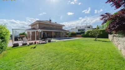 Chalet en venta en Castillo - Campodón, Castillo-Campodón (Villaviciosa de Odón) de 944.900 €