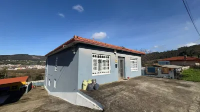Chalet en venta en Calle Laboreña - Vista 2