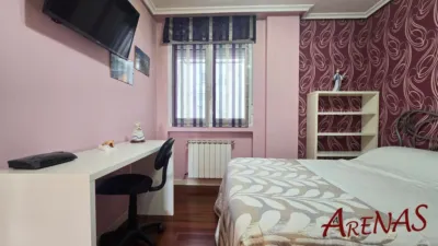Apartment on Doctor Federico de la Lastra Street photo 31