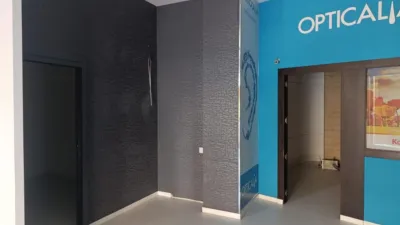 Local comercial en alquiler en Calle Caba - Vista 5