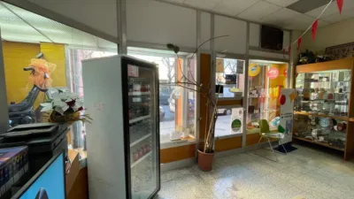 Local comercial en venta en Carrer del Vallespir, Can Bassa-Palou (Granollers) de 300.000 €