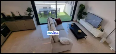 Chalet on Calle Josefa Botella Sempere photo 3