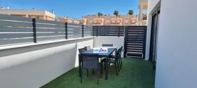Chalet on Calle Josefa Botella Sempere photo 8