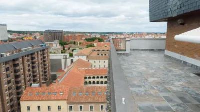 Duplex penthouse at Plaza de Poniente, 1 photo 32