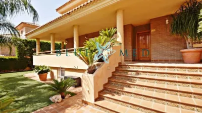 Chalet on Pedro López Meca Street, No. SN photo 5