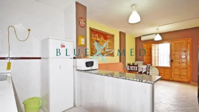Apartment on Parque de Doñana Street photo 9