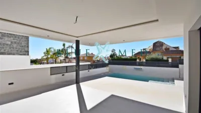 Chalet on Calle de Jabeque-Playasol 2 photo 3