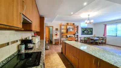 House in Urcal photo 11
