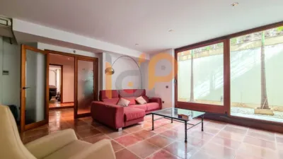 Chalet for sale in the Atalaya area of Huércal-Overa. Property built on a 560 m² plot with a constructed living area of 530 m². The house comprises 4 bedrooms (master bedroom with walk-in closet), 5 bathrooms (1 on the ground floor, 1 on the upper floor in each bedroom, 1 on the ground floor and 1 in the basement), 1 guest toilet in the exterior area, spacious separate lounge, fully furnished and equipped independent kitchen, large pantry, extensive laundry area, several terraces, and a basement with independent access and motorized doors capable of accommodating multiple cars. The property features high photo 47
