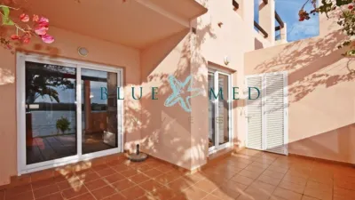 Apartment on Paseo Isla photo 2