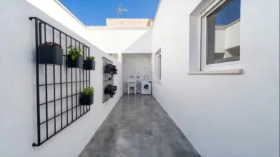 Apartment on Calle de Aniceto photo 4