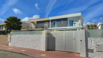 Chalet en alquiler en Carrer de Malta, Gran Alacant (Santa Pola) de 1.500 €<span>/mes</span>