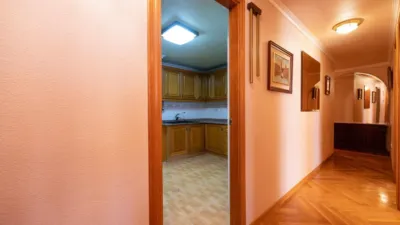 Apartment on Calle de San Vicente photo 9