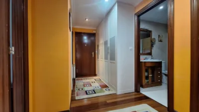 Apartment in San Vicente de Barakaldo photo 3