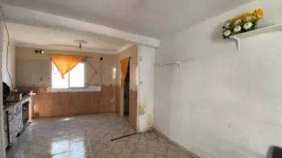 Casa adosada en venta en Calle Gastor, Torre Alháquime de 50.000 €