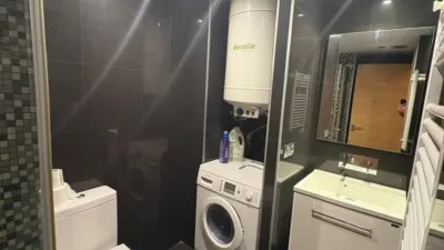 Piso en alquiler en Avenida de García Barbón, 25, cerca de Primeira Travesa de Santiago de Vigo, Centro-Areal (Distrito Casco Urbano. Vigo) de 800 €<span>/mes</span>