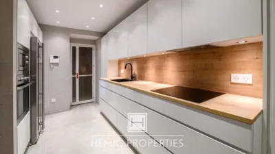 Apartment on Calle de Ayala photo 29