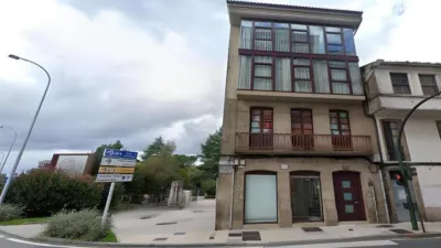 Local comercial en venta en Avenida de Rosalía de Castro, 112, cerca de Avenida do Mestre Mateo - Més